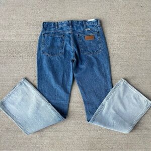 New With Tags Wrangler “Westward” Jeans Size 28